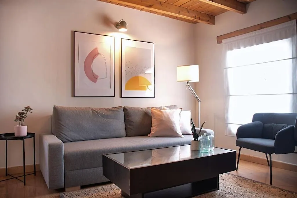 Apartment Ferienwohnung Duplex Near The Historic Centre In Málaga